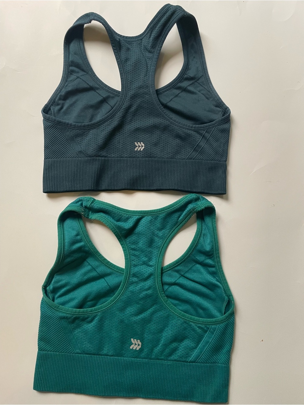 All In Motion Sports Bra Set 2 Pack Medium Teal /Green Seamless Workout Yoga Gym - Picture 2 of 4